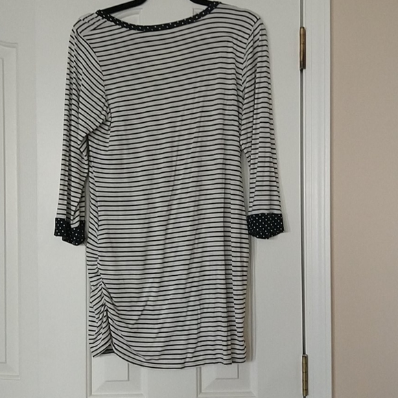 3/4 sleeve maternity top - Picture 3 of 4